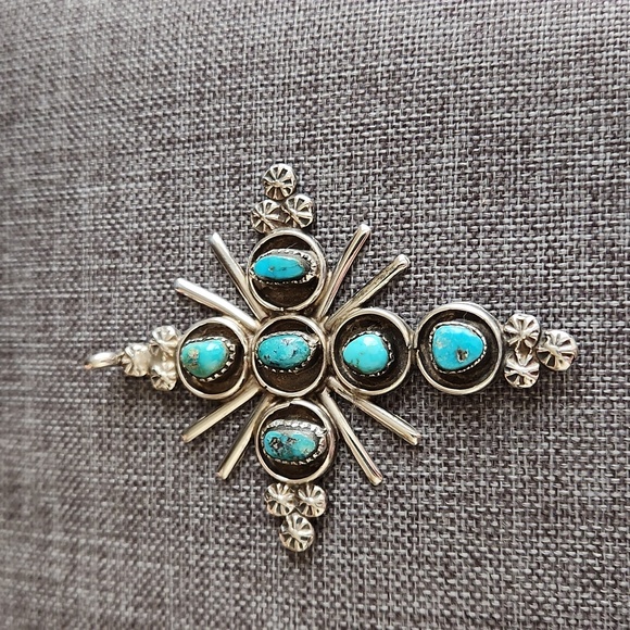Stunning Native American Navajo Vintage Turquoise and Sterling Cross Pendant ✝️ - Picture 2 of 11